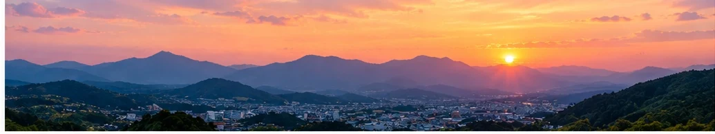 夕暮れの大分の山々